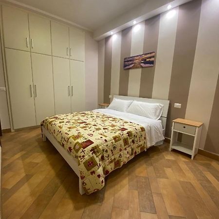Domus Melius Apartamento Castellammare di Stabia Exterior foto