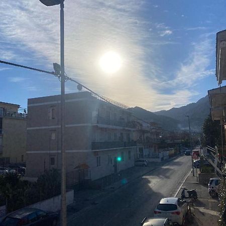 Domus Melius Apartamento Castellammare di Stabia Exterior foto