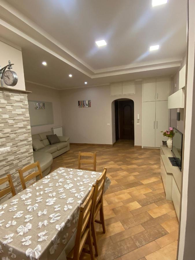 Domus Melius Apartamento Castellammare di Stabia Exterior foto